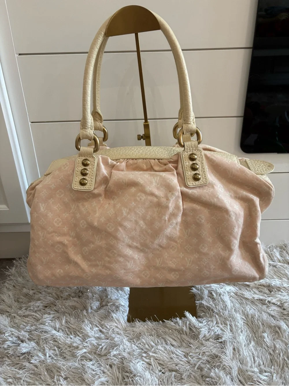 Louis Vuitton mini Lin trapeze GM bag in light pink monogram fabric - Picture 1 of 15